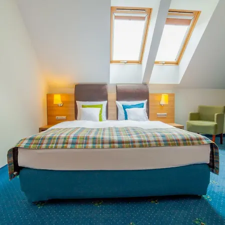 Отель Greno & 3*