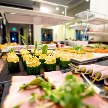 Отель Greno & Карпач