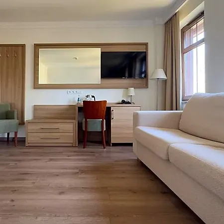 Hotel Greno & 3*